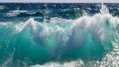 اسكندرية ترفع الرايات الحمراء.. تحذير للمصطافين من الأمواج على هذه الشواطئ