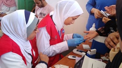 فرق متحركه لفحص ومتابعة العاملين بالإدارات التعليمية باسيوط