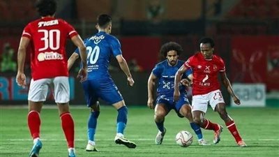 بعد تحديد المكان والزمان.. الكشف عن طاقم تحكيم مباراة القمة