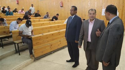 انتظام امتحانات الدراسات العليا بكلية الحقوق جامعة جنوب الوادى