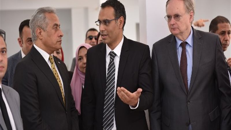 بوابة الجمهورية