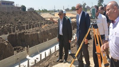 الهجان يتفقد المشروعات الجاري تنفيذها ببنها وطوخ والقناطر الخيرية