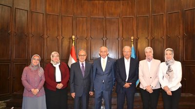 مجلس الدراسات العليا والبحوث يكرم الدكتور أشرف الغندور