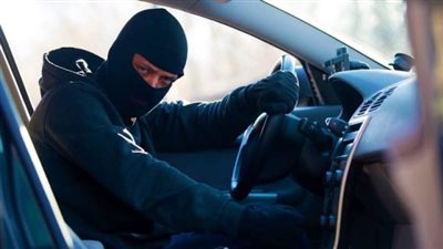 سرقة سيارة مدرس فى ظروف غامضة بالعاشر