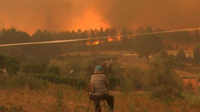 بسبب موجة الحر الشديد .. كورسيكا لاتزال في حالة التأهب البرتقالي