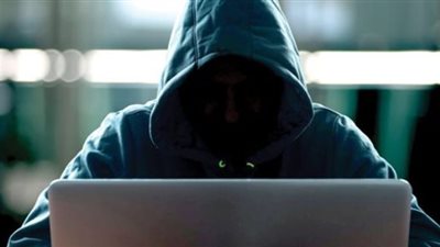 نصاب اون لاين.. استولى على اموال ضحاياه بزعم بيع هواتف محمولة لهم