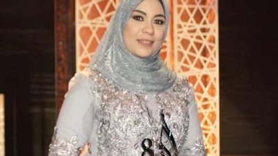 شاعرة البردة في مكتبه مصر العامة بدمنهور