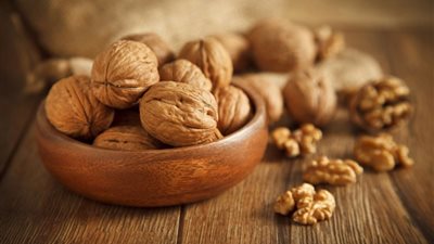 10 فوائد للجوز على صحة الانسان