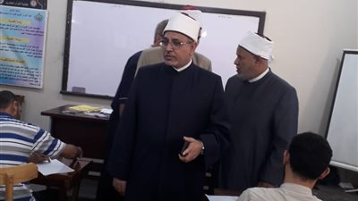 رئيس جامعة الأزهر يتفقد امتحانات الدراسات العليا بكليات فرع طنطا