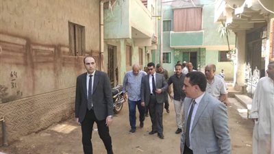 النيابة الإدارية تعاين موقع انهيار منزل ببني سويف