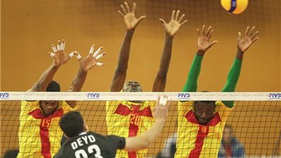 منتخب الطائرة يهزم الكاميرون وديا استعدادا لبطولة أفريقيا