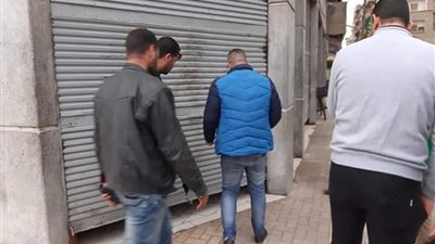تحرير 240 مخالفة للمحلات لعدم التزامهم بقرار الغلق