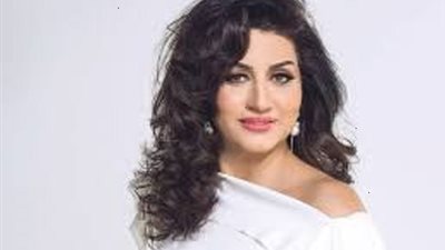 تتبني پالمواهب الشابة وتدعمها في برنامجها الجديد