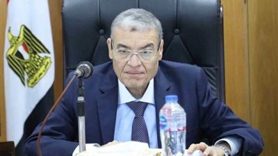 نقل المياه لقري مركزي مغاغة والعدوة لحين اصلاح خط طرد محطة1بمغاغة