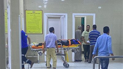 مستشفى السويس العام تستقبل ١٦ مصاباً في حوادث متفرقه مساء اليوم