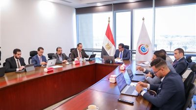 وزير الصحة يوجه بالإسراع من معدلات العمل بمنشآت «حياة كريمة»