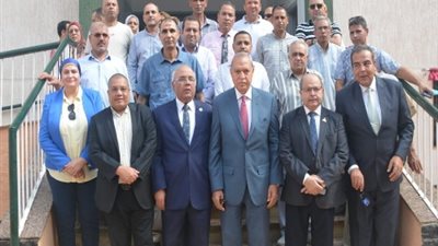محافظ القليوبية يفتتح ويتفقد ١١ مشروع خدمي بمدينة طوخ.. صور