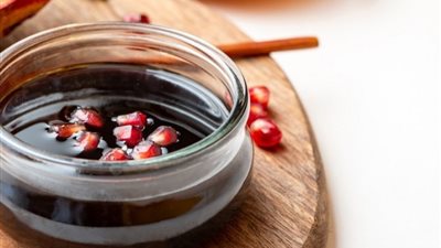 5 استخدمات لدبس الرمان ..تعرف عليها