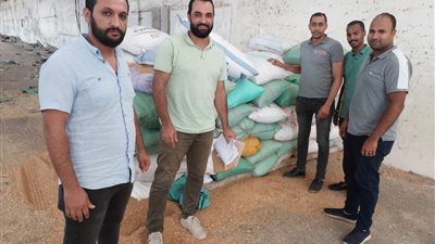 ضبط أكثر من ٥ طن ونصف من الأقماح المحلية بالسوق السوداء
