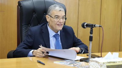 محافظ المنيا يوجه بإحكام الرقابة على نقل مستلزمات الزراعة