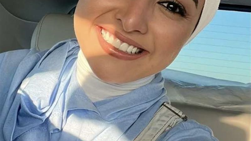 هلا رشدي