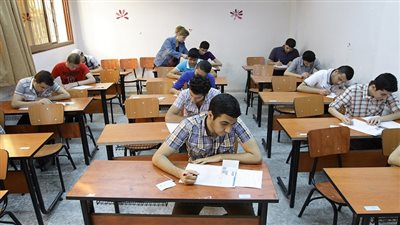 ننشر تقرير غرفة العمليات في أولى أيام امتحانات الدور الثانى للثانوية العامة