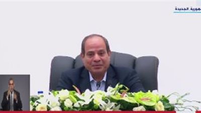 السيسي :تطوير بنية النقل وجودة المواصلات كلف الدولة ٢ تريليون جنيه