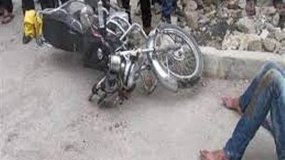 إصابة 3 فى انقلاب موتوسيكل بالطريق السياحى