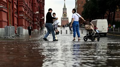 مأساة بشبكة الصرف الصحي.. ذهبوا لجولة سياحية فقتلتهم السيول بموسكو