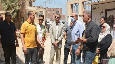 محافظ القليوبية يُتابع مشروعات مبادرة 