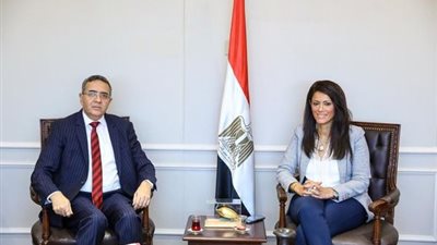 التعاون الدولي تلتقي السفير الهندي لبحث تعزيز التعاون المشترك