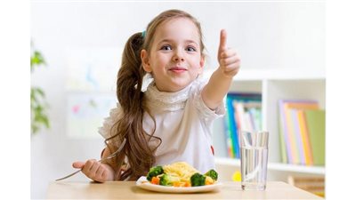 7 اطعمة هامة تساعد على التركيز لطفلك