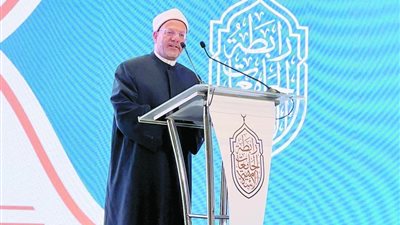 ثورة «الذكاء الاصطناعى».. نشرت أفكارًا مغلوطة و«شاذة»