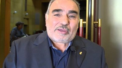 سيد صادق: 