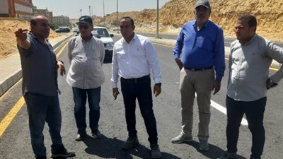 جهاز الشروق ينتهى من تنفيذ وإفتتاح أحدث شريان طرق فى المدينة صور