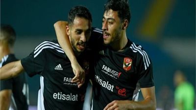 طبيب الأهلى يرافق ثنائى الفريق فى رحلة الفحص الطبى بالنمسا