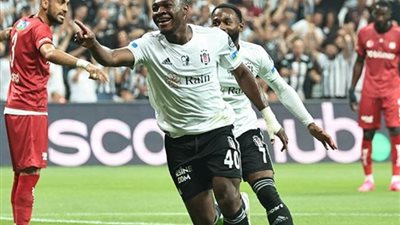 كواليس الساعات الأخيرة فى الاهلى قبل إعلان صفقة المهاجم.. ووكيل موليكا يثير الجدل بتغريدة