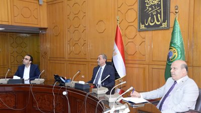 بشارة يستقبل وفدي غرفة تجارة الإسماعيلية والبرازيل