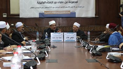 المفتي يشيد بمحاضرات وزير الأوقاف ضمن برامج الإفتاء التدريبية