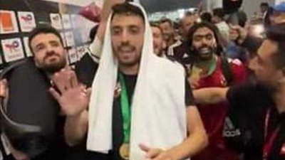 نجم الأهلى: 