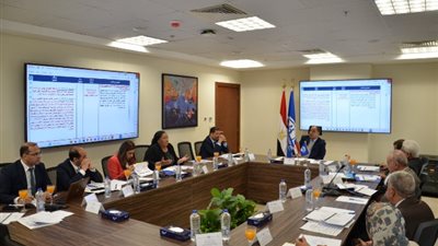 المالية:دراسة توصيات الحوار الوطنى لتسريع التأمين الصحى الشامل