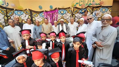 تكريم حفظة القرآن الكريم بقرية الرمالي بقويسنا