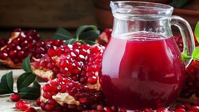 فوائد تناول الرمان على الريق
