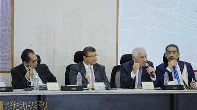 خبير اقتصادي: طاولة الحوار الوطني متاحة للجميع لمناقشة كل الآراء