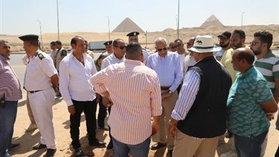 محافظ الجيزة يوجه بإبراز العناصر الجمالية لمحيط المتحف والطرق