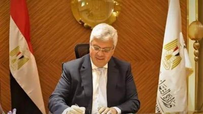 التعليم العالي تواصل ملاحقة وغلق الكيانات الوهمية بالأقصر