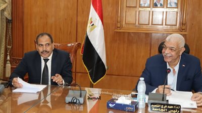 القاصد : أقسام للحرف اليدوية و التسويق بمركز الخدمة العامة