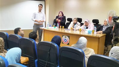 مناقشة خطط العمل الحالية بتمريض الدقهلية