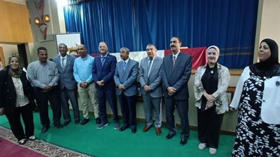 تعليم الإسماعيلية تكرم 62 مدرسة حصلت على الإعتماد والجودة..صور
