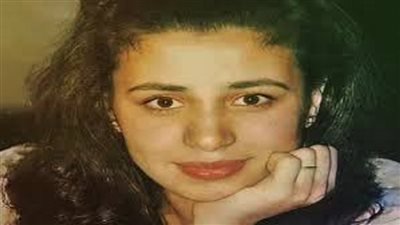 أعمال جمعت عبلة كامل بـ يوسف شاهين